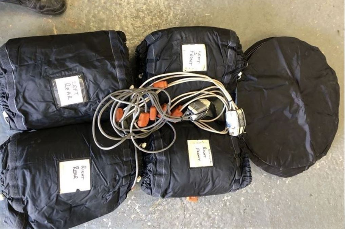 Tyre warmers race car rally