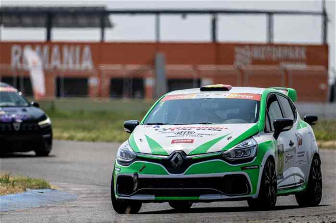 RENAULT CLIO 4 CUP 98
