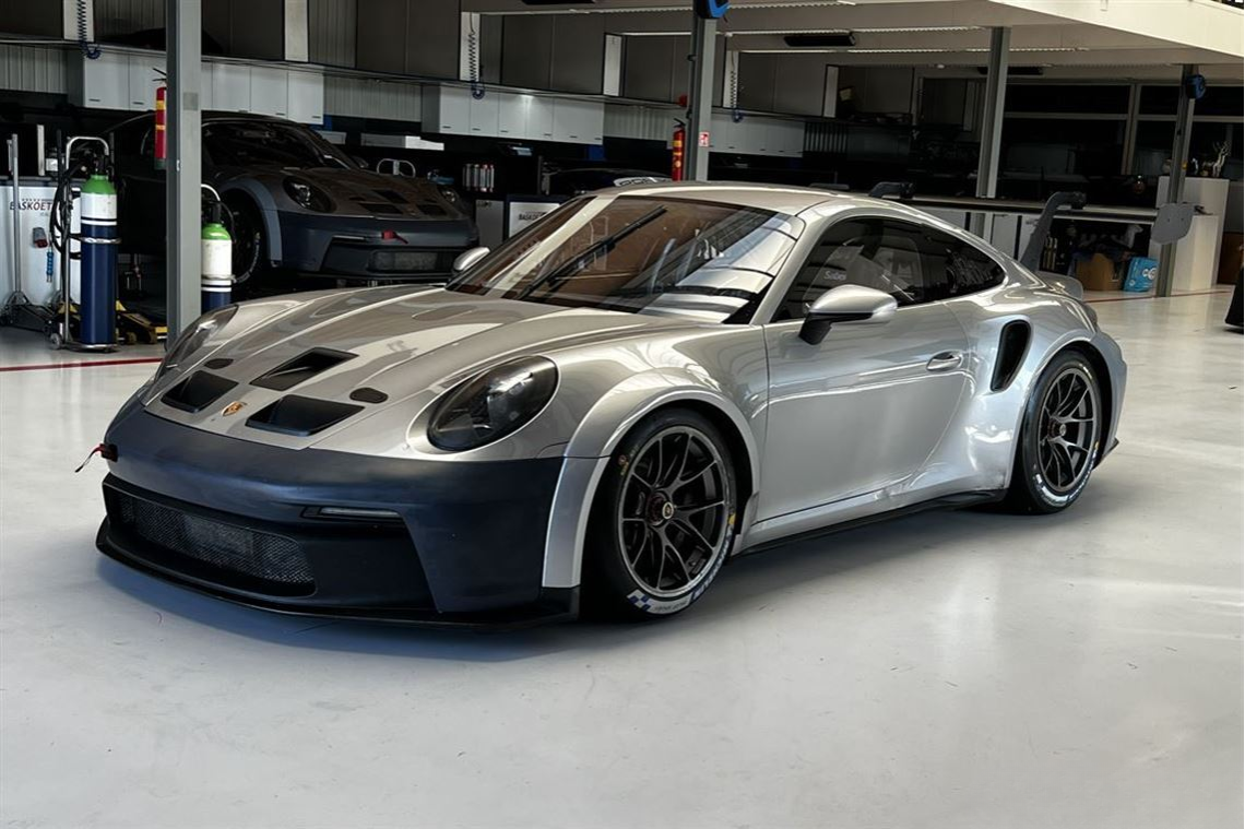 Porsche 992 GT3 Cup, incl ABS and TC