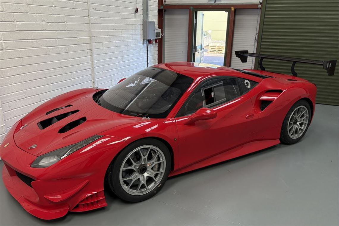Ferrari 488 Challenge