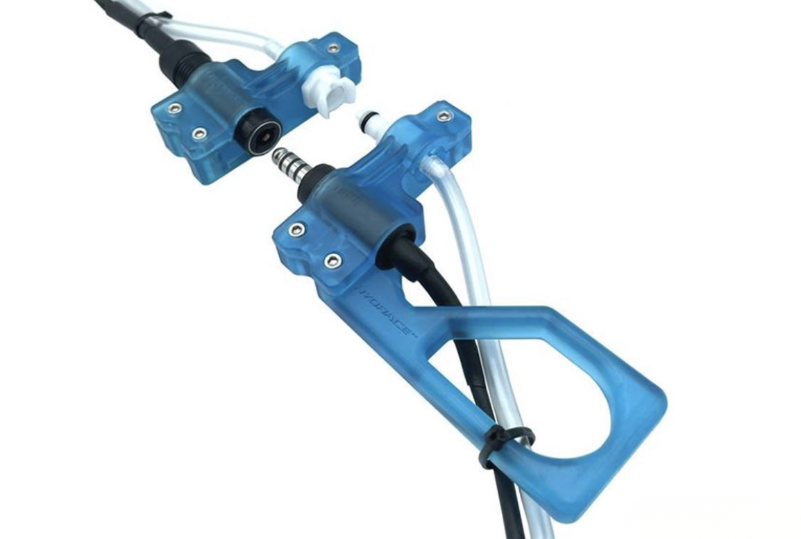 HYDRACE QUICK RELEASE PLUGS DRIVER DRINK AND RADIO