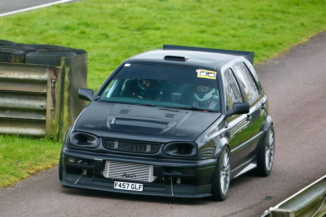 VW Golf Turbo